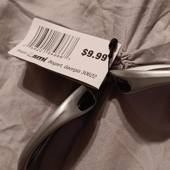 Pick color Mad Dog kids sunglasses New - Picture 5 of 6